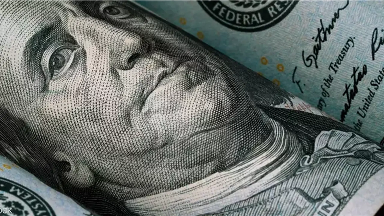 سعر الدولار أمام الجنيه في البنوك المصرية يشهد ثباتًا في بداية تعاملات الخميس 27 نوفمبر 2025